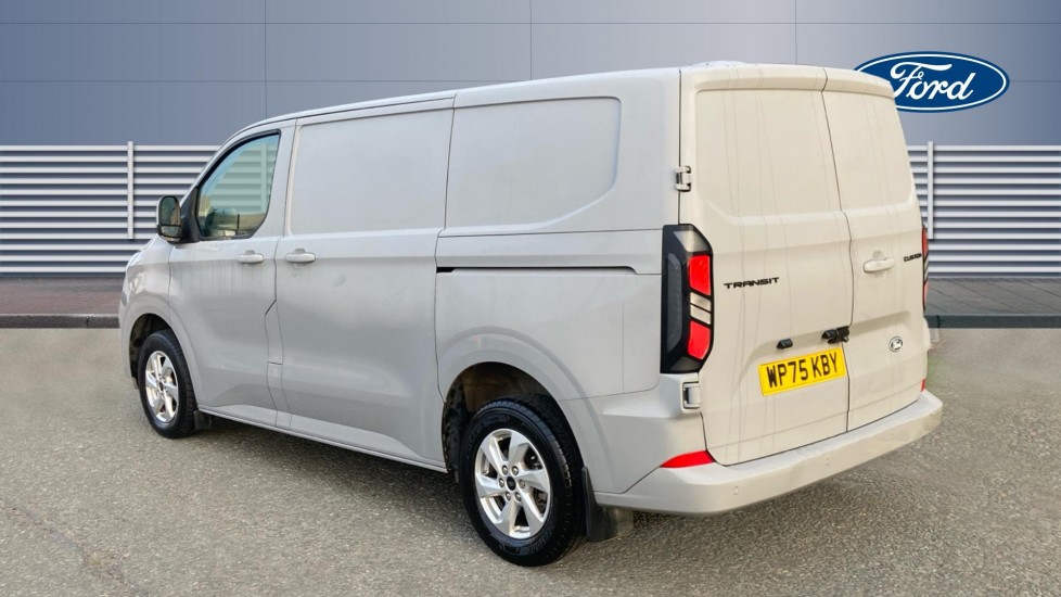 Ford Transit Custom 280 L1 Diesel Fwd 2.0 EcoBlue 136ps H1 Van Limited - Image 2