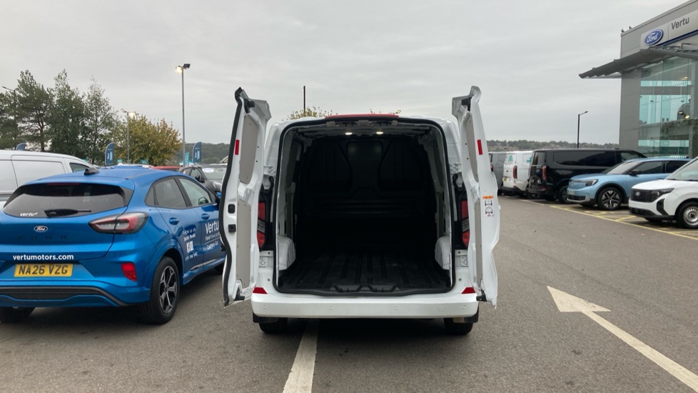 Ford Transit Custom 280 L1 Diesel Fwd 2.0 EcoBlue 136ps H1 Van Limited - Image 3