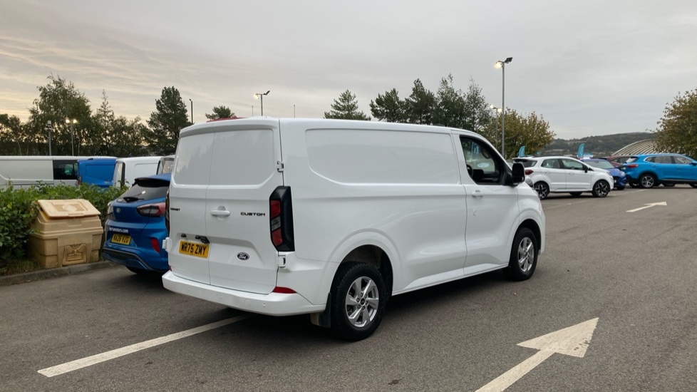 Ford Transit Custom 280 L1 Diesel Fwd 2.0 EcoBlue 136ps H1 Van Limited - Image 10
