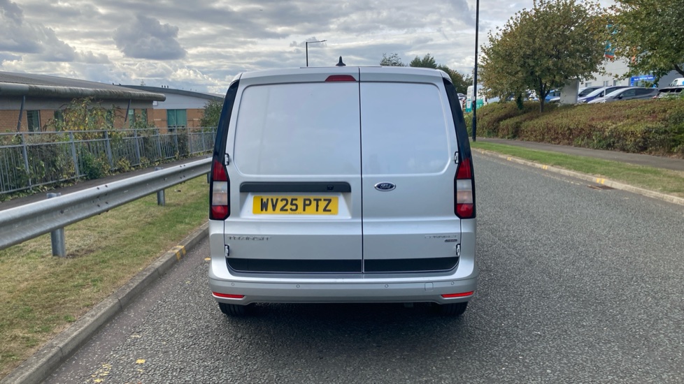 Ford Transit Connect 250 L2 Petrol 1.5 EcoBoost PHEV 150 Limited Van Auto - Image 11