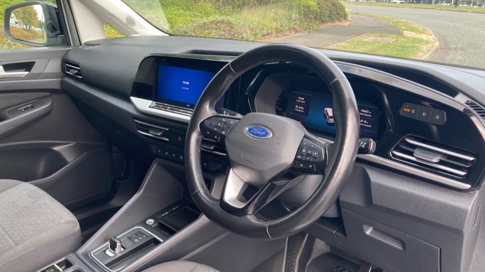 Ford Transit Connect 250 L2 Petrol 1.5 EcoBoost PHEV 150 Limited Van Auto - Image 16