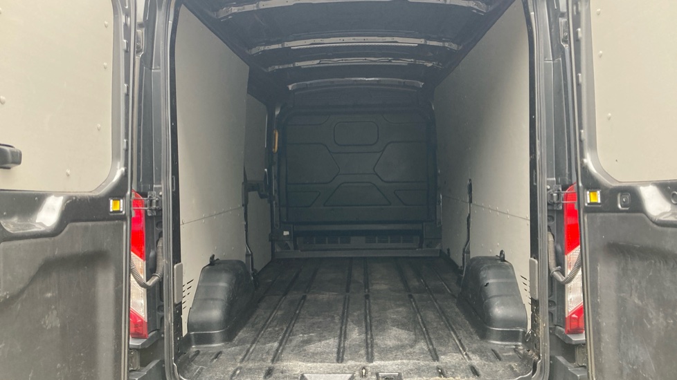Ford Transit 350 L3 Diesel Fwd 2.0 EcoBlue 165ps H2 Limited Van Auto [Nav] - Image 12