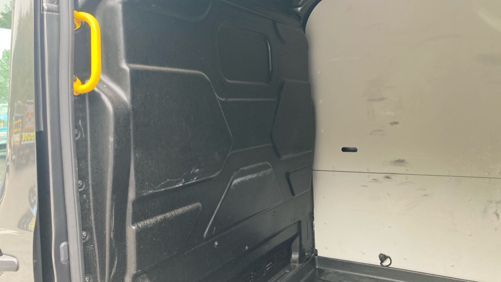 Ford Transit 350 L3 Diesel Fwd 2.0 EcoBlue 165ps H2 Limited Van Auto [Nav] - Image 18