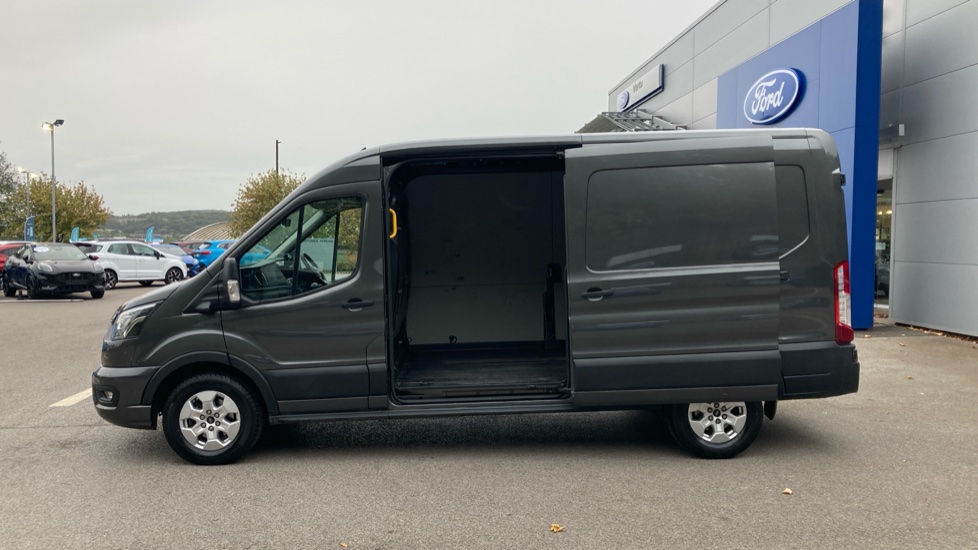 Ford Transit 350 L3 Diesel Fwd 2.0 EcoBlue 165ps H2 Limited Van Auto [Nav] - Image 21