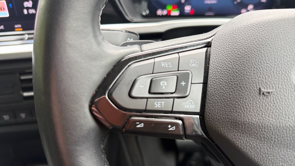 Ford Transit Connect 250 L2 Petrol 1.5 EcoBoost PHEV 150 Active FlexCab Van Auto - Image 22
