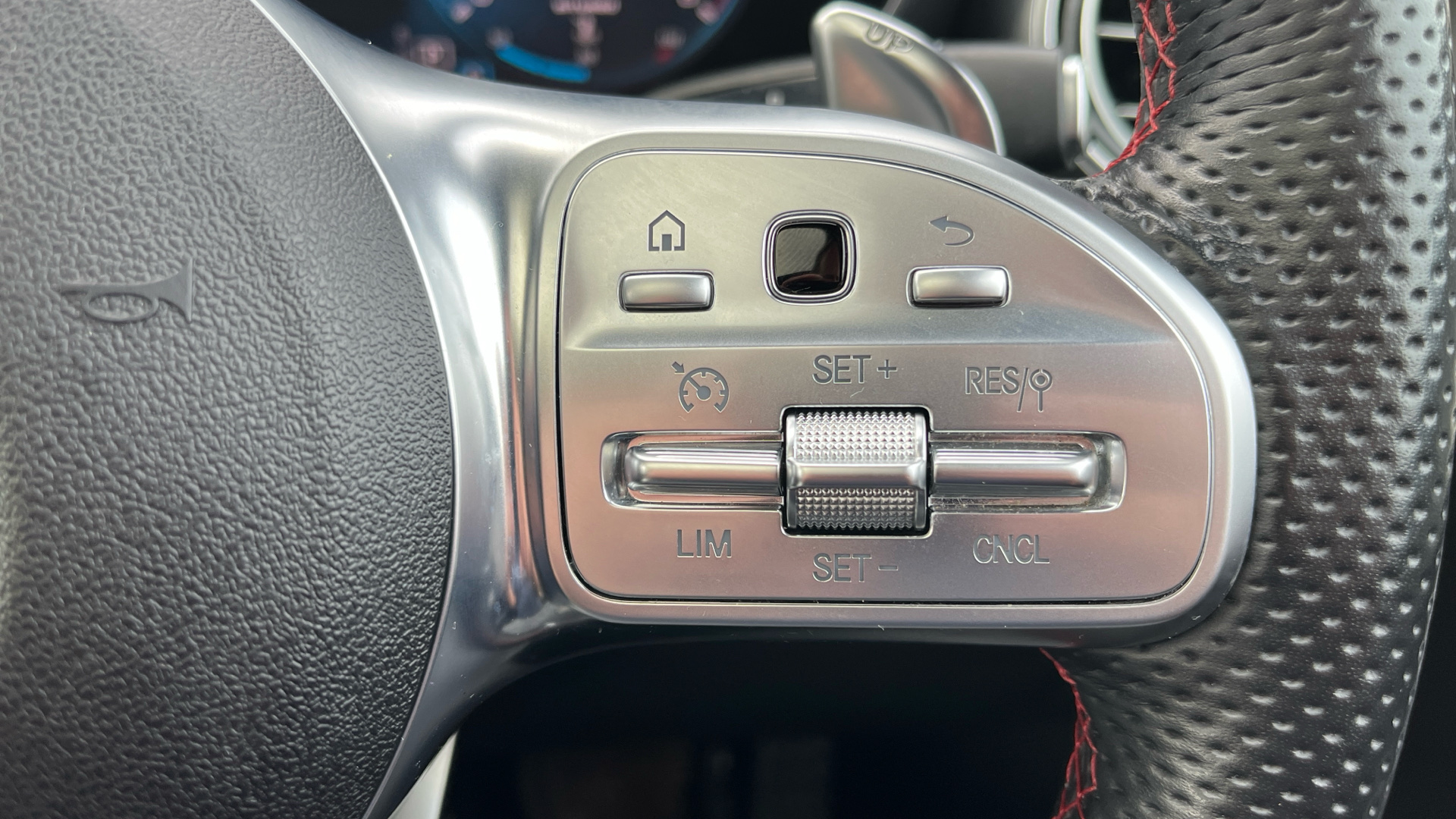 Used Mercedes-Benz GLC 3.0 GLC43 V6 AMG (Premium Plus) Coupe G-Tronic+ 4MATIC Euro 6 (s/s) 5dr - Image 18