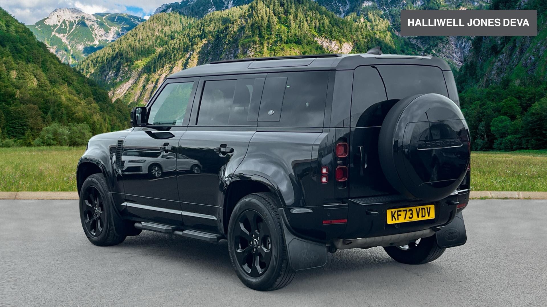 Used Land Rover Defender 110 2.0 P300 X-Dynamic SE Auto 4WD Euro 6 (s/s) 5dr - Image 2