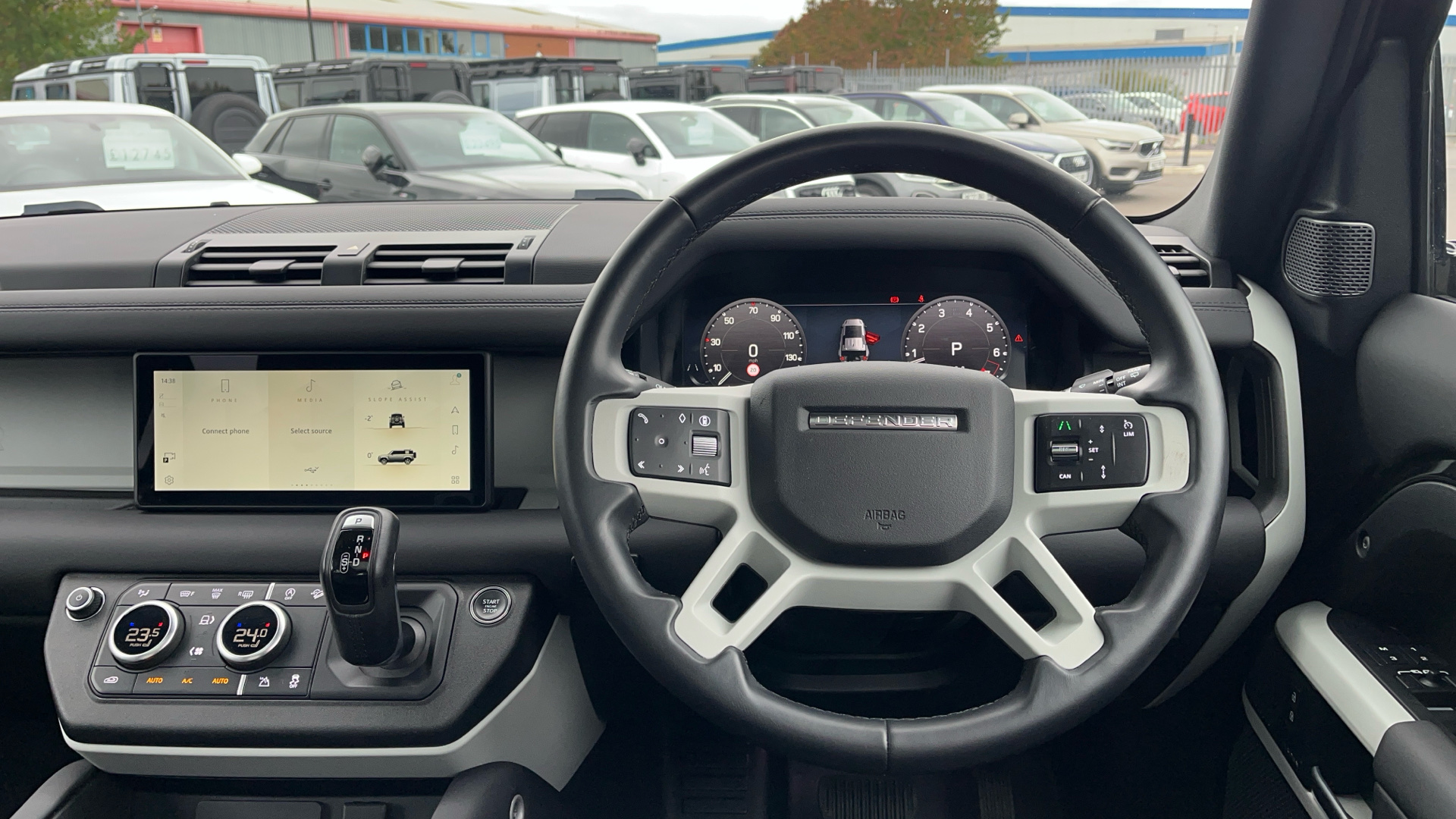 Used Land Rover Defender 110 2.0 P300 X-Dynamic SE Auto 4WD Euro 6 (s/s) 5dr - Image 5