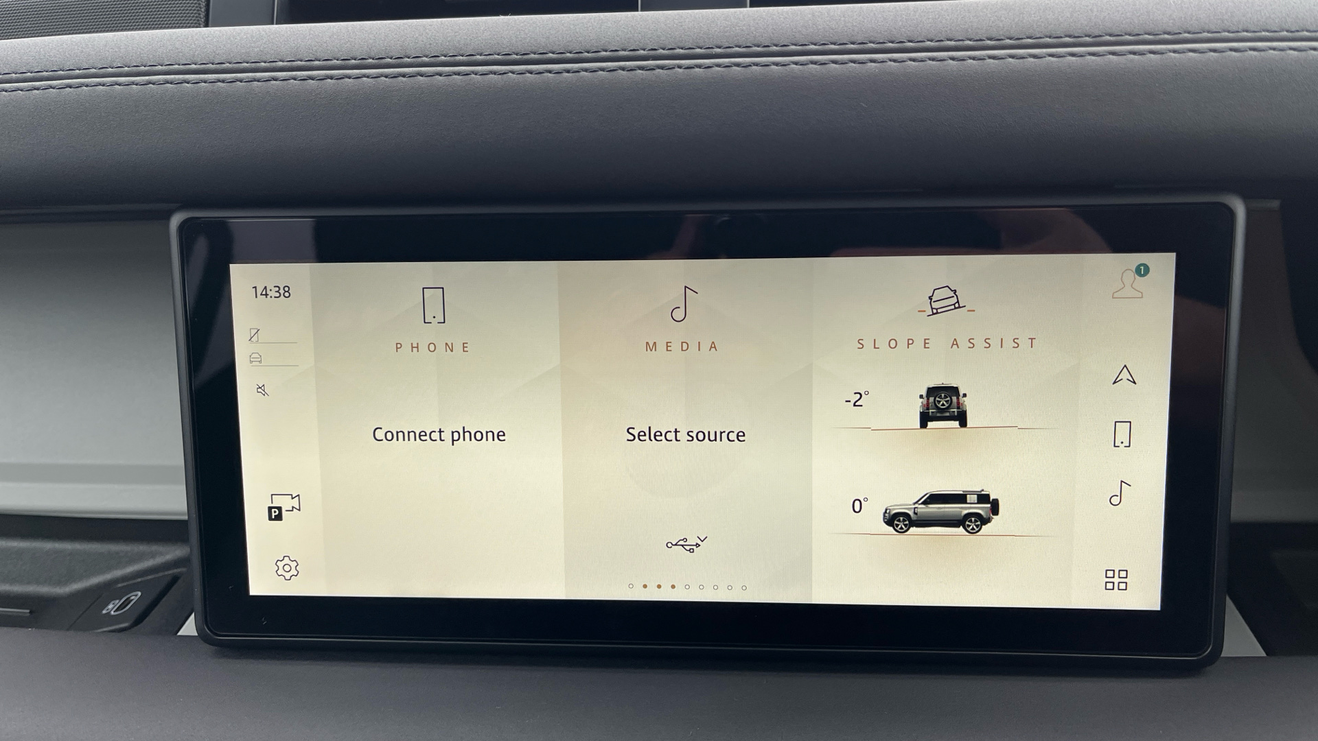 Used Land Rover Defender 110 2.0 P300 X-Dynamic SE Auto 4WD Euro 6 (s/s) 5dr - Image 8