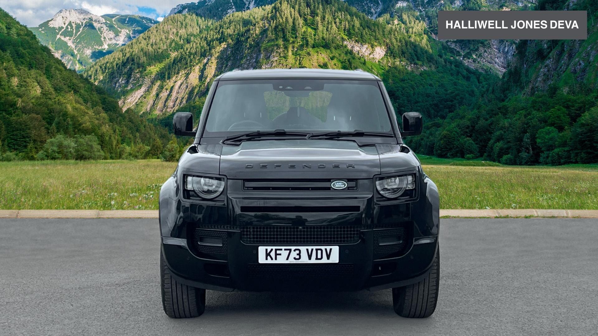 Used Land Rover Defender 110 2.0 P300 X-Dynamic SE Auto 4WD Euro 6 (s/s) 5dr - Image 16