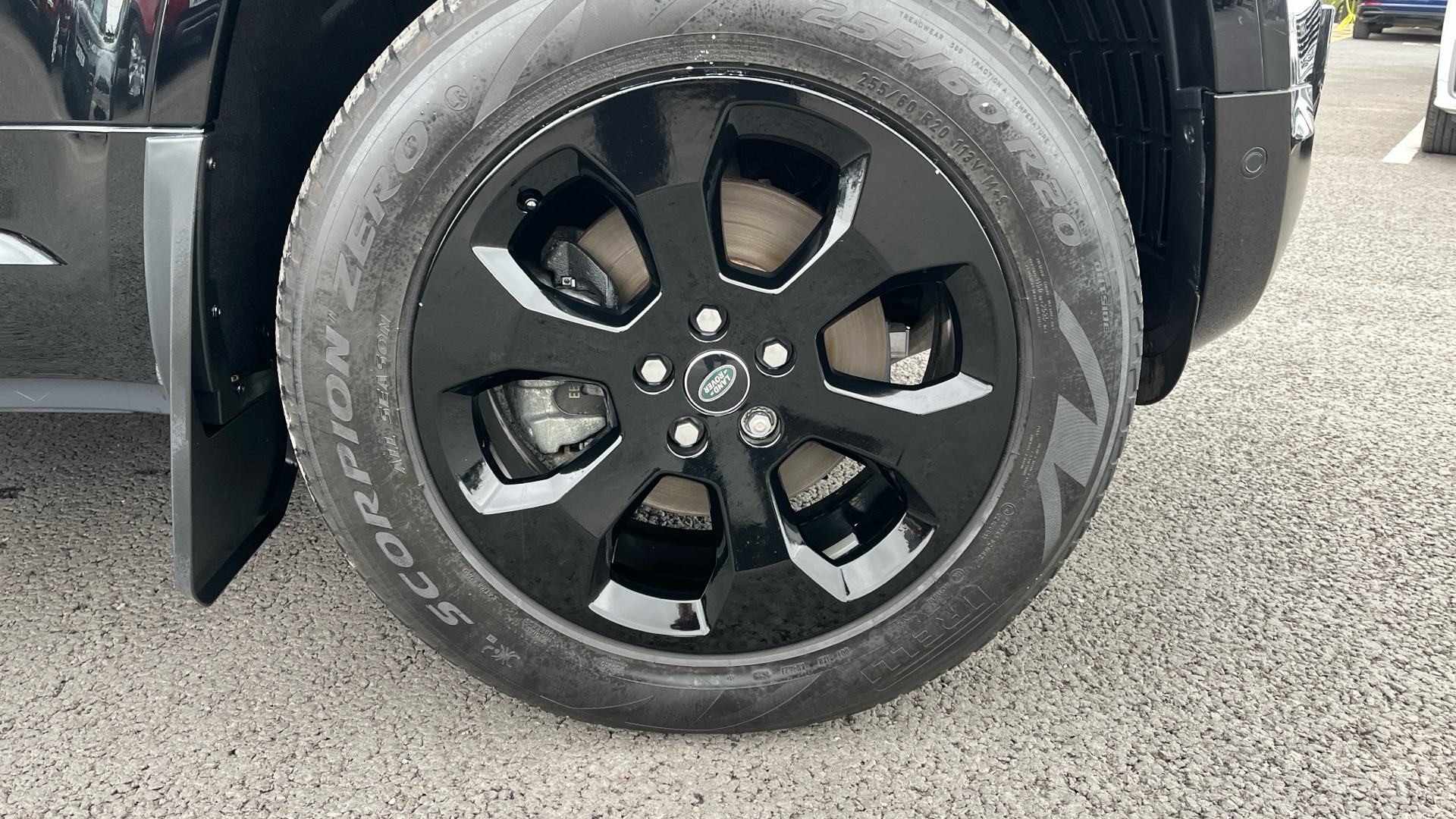 Used Land Rover Defender 110 2.0 P300 X-Dynamic SE Auto 4WD Euro 6 (s/s) 5dr - Image 30