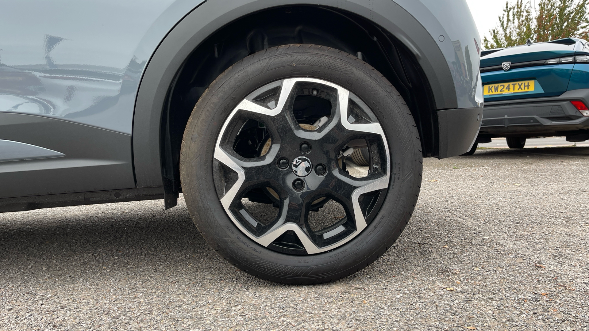 car image