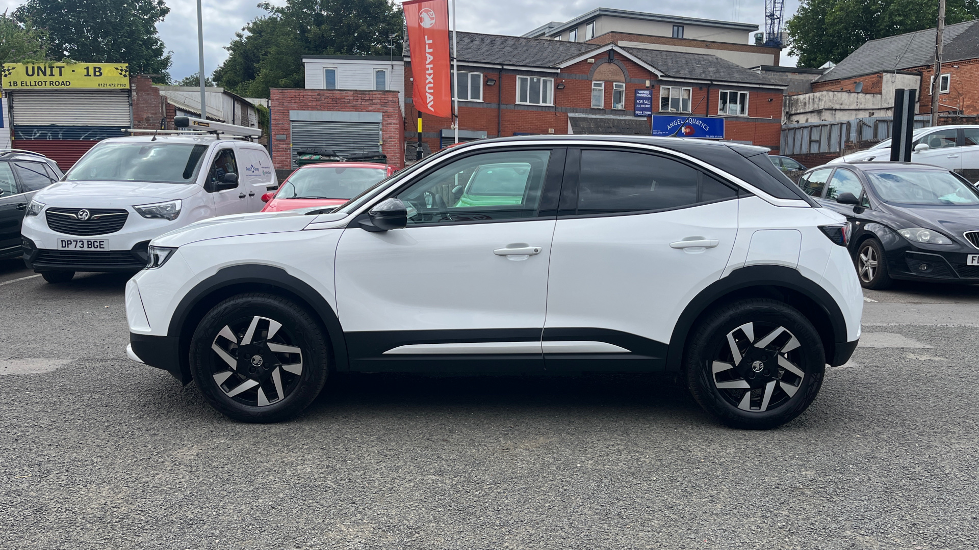 car image