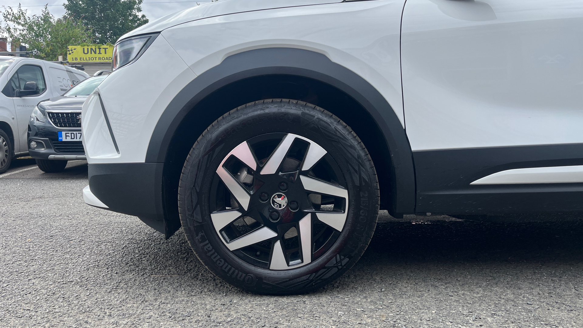 car image