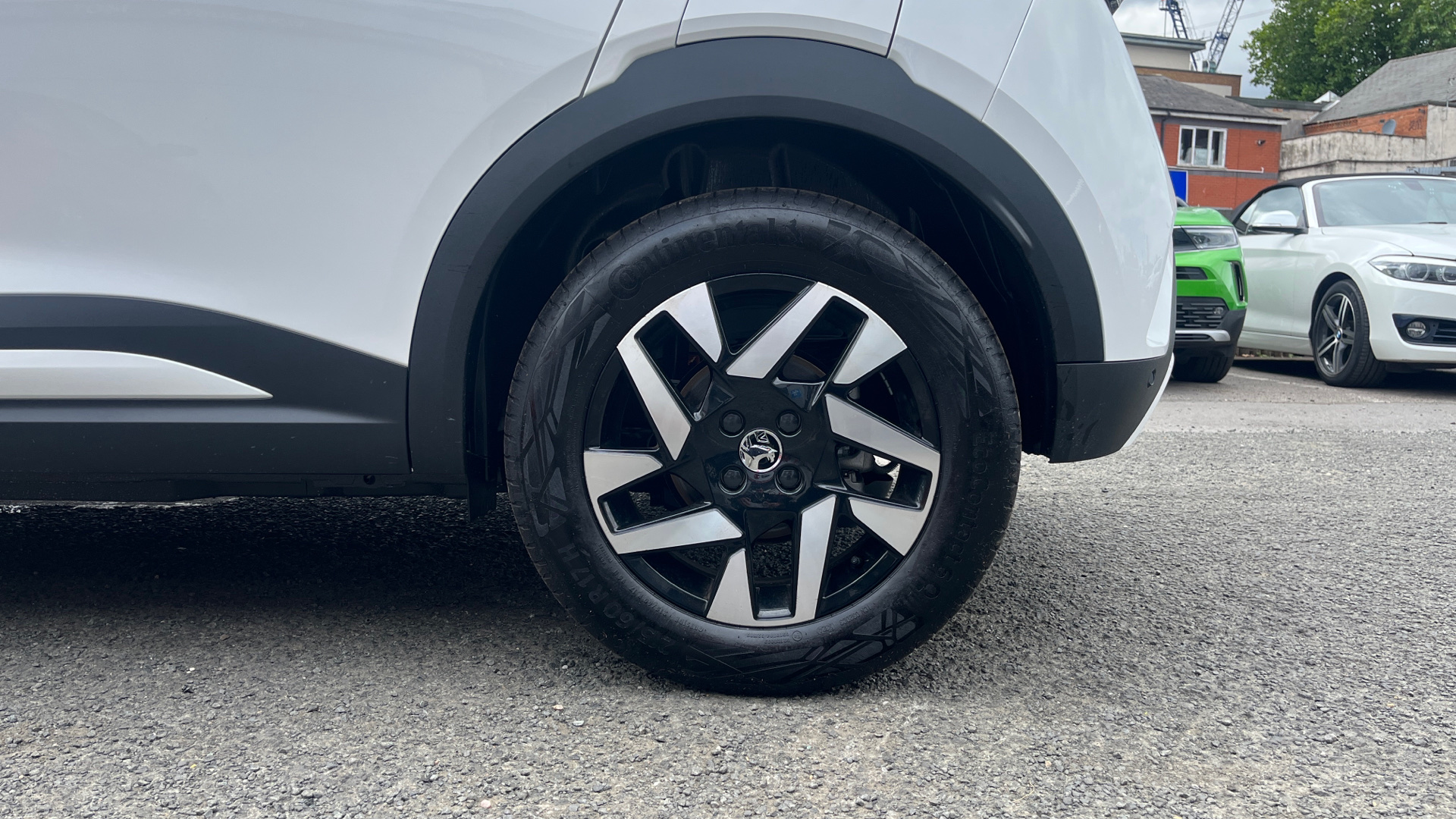 car image