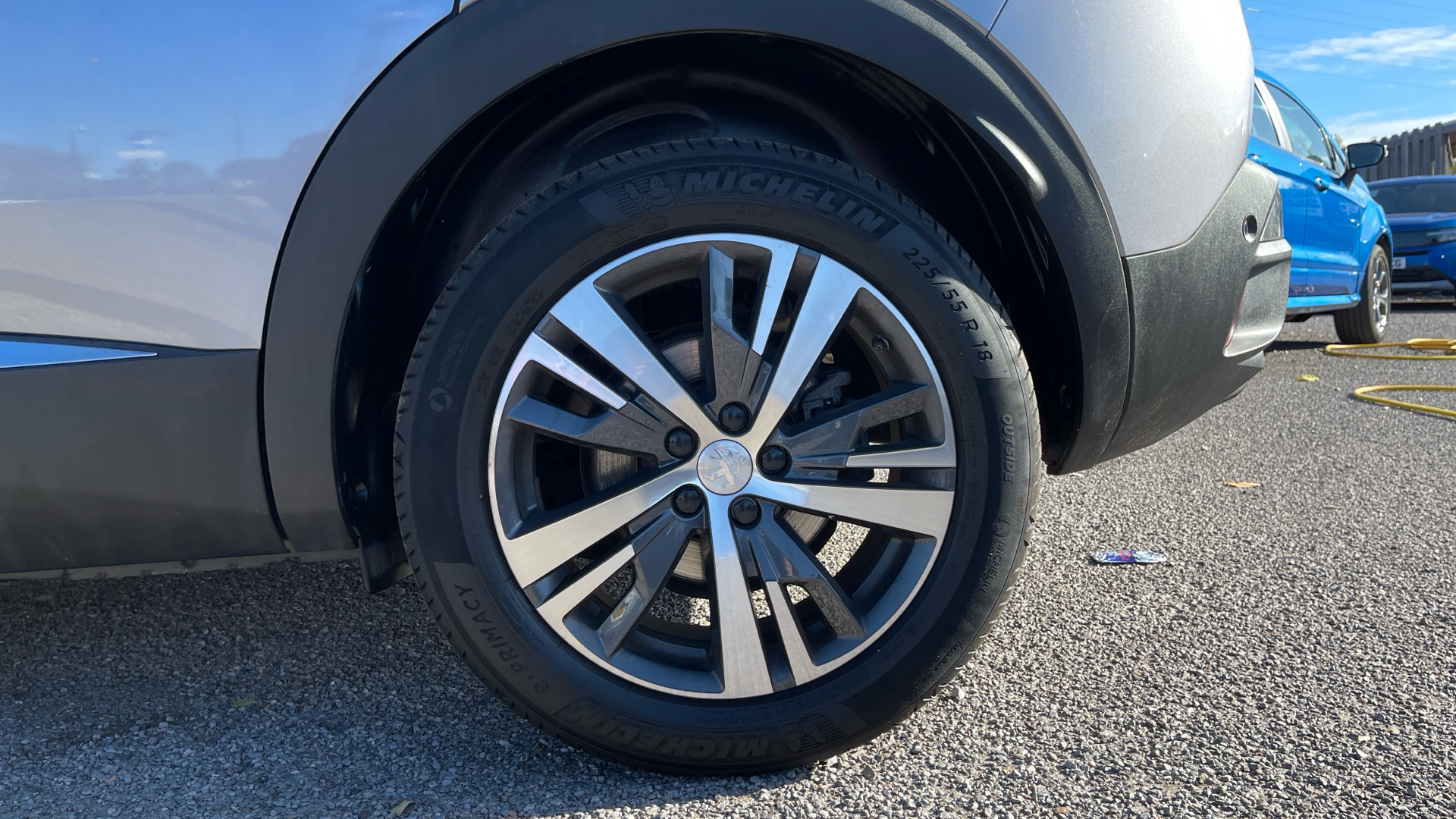 car image