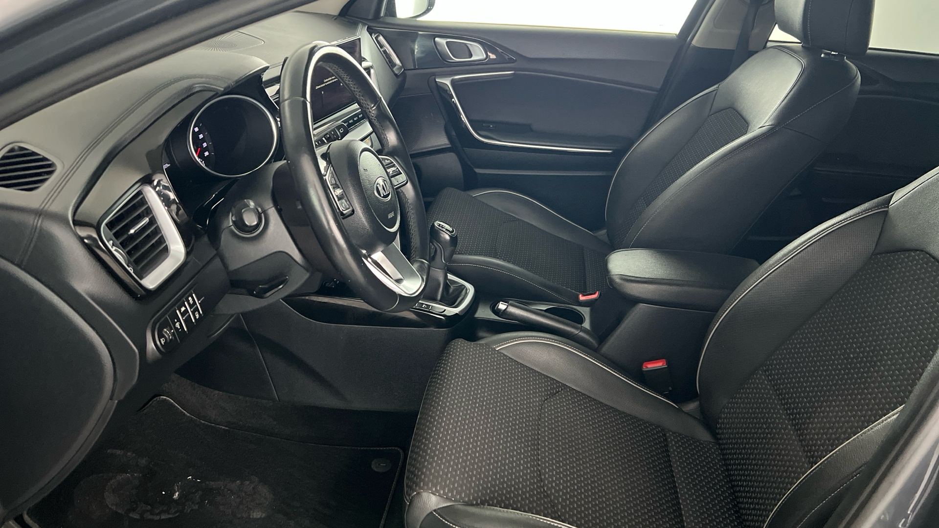 Kia Ceed Tourer - 11