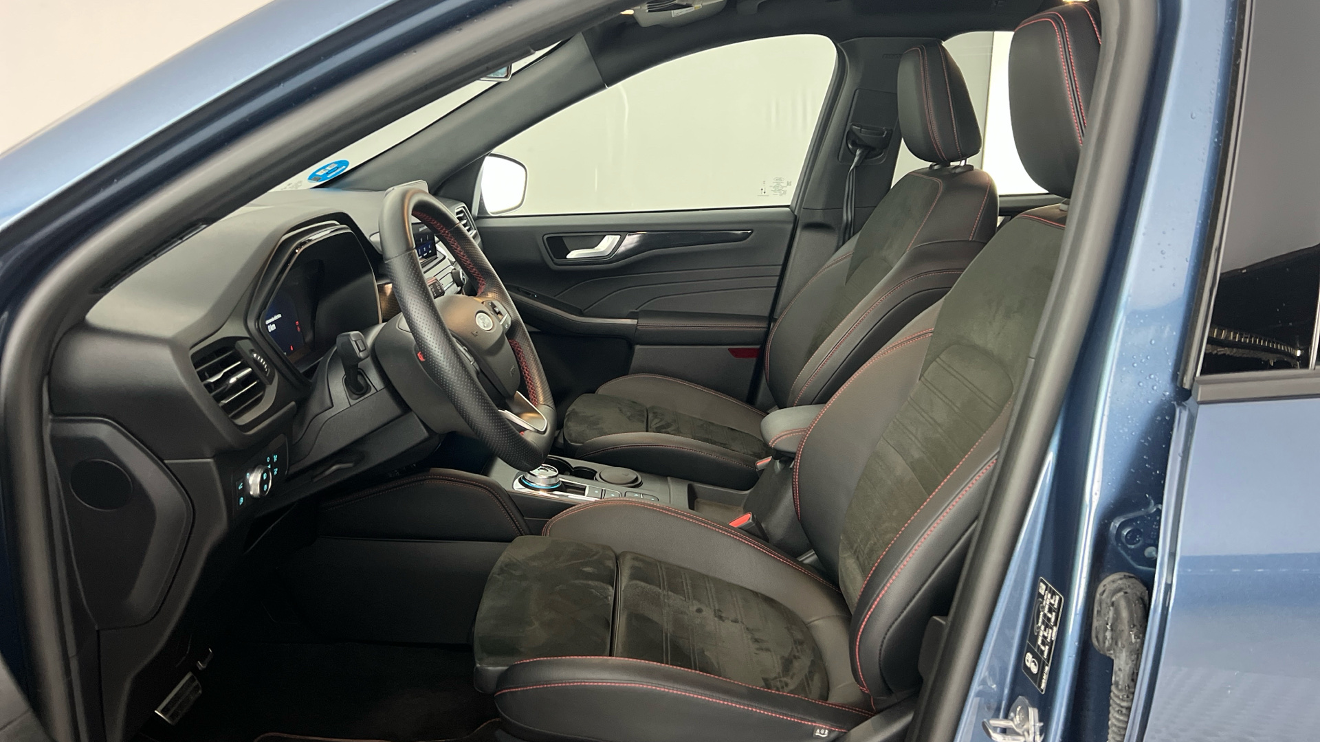 Ford Kuga - 11