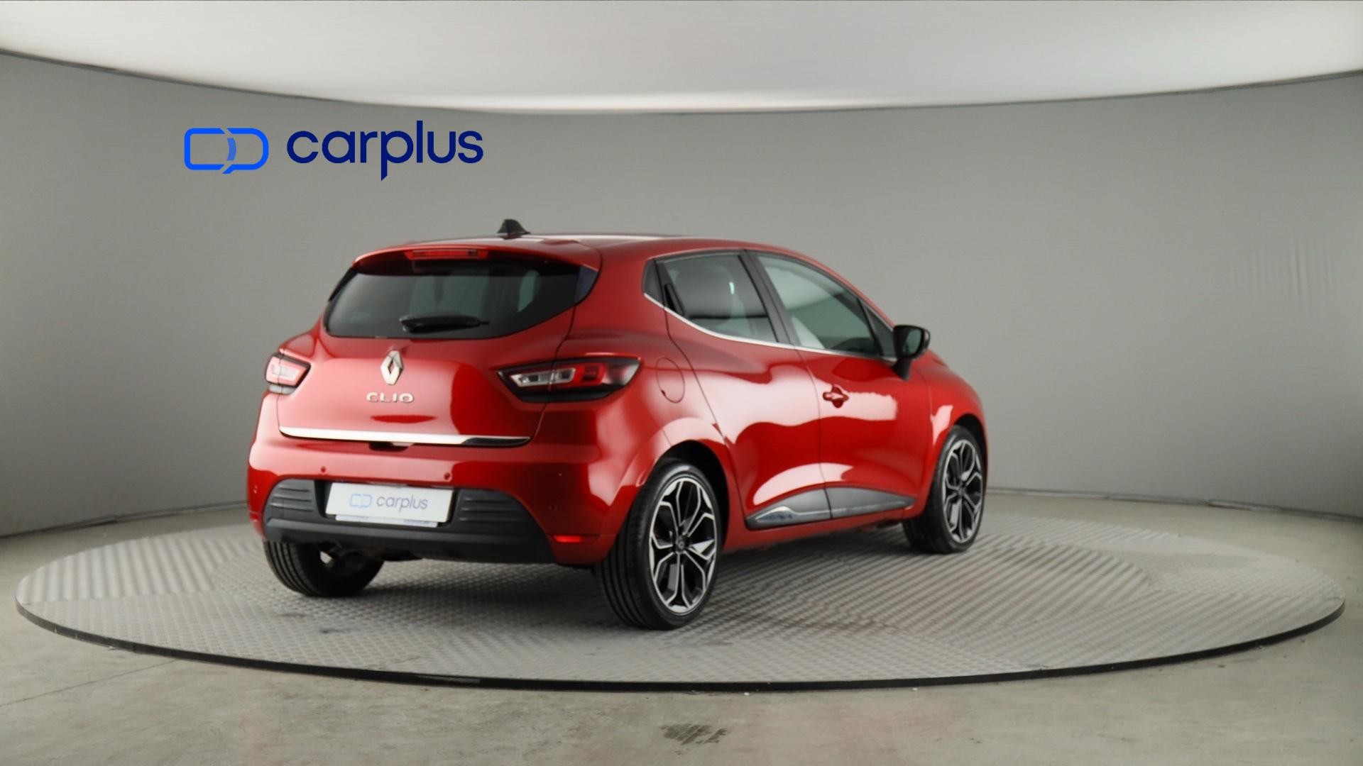 Renault Clio - 8