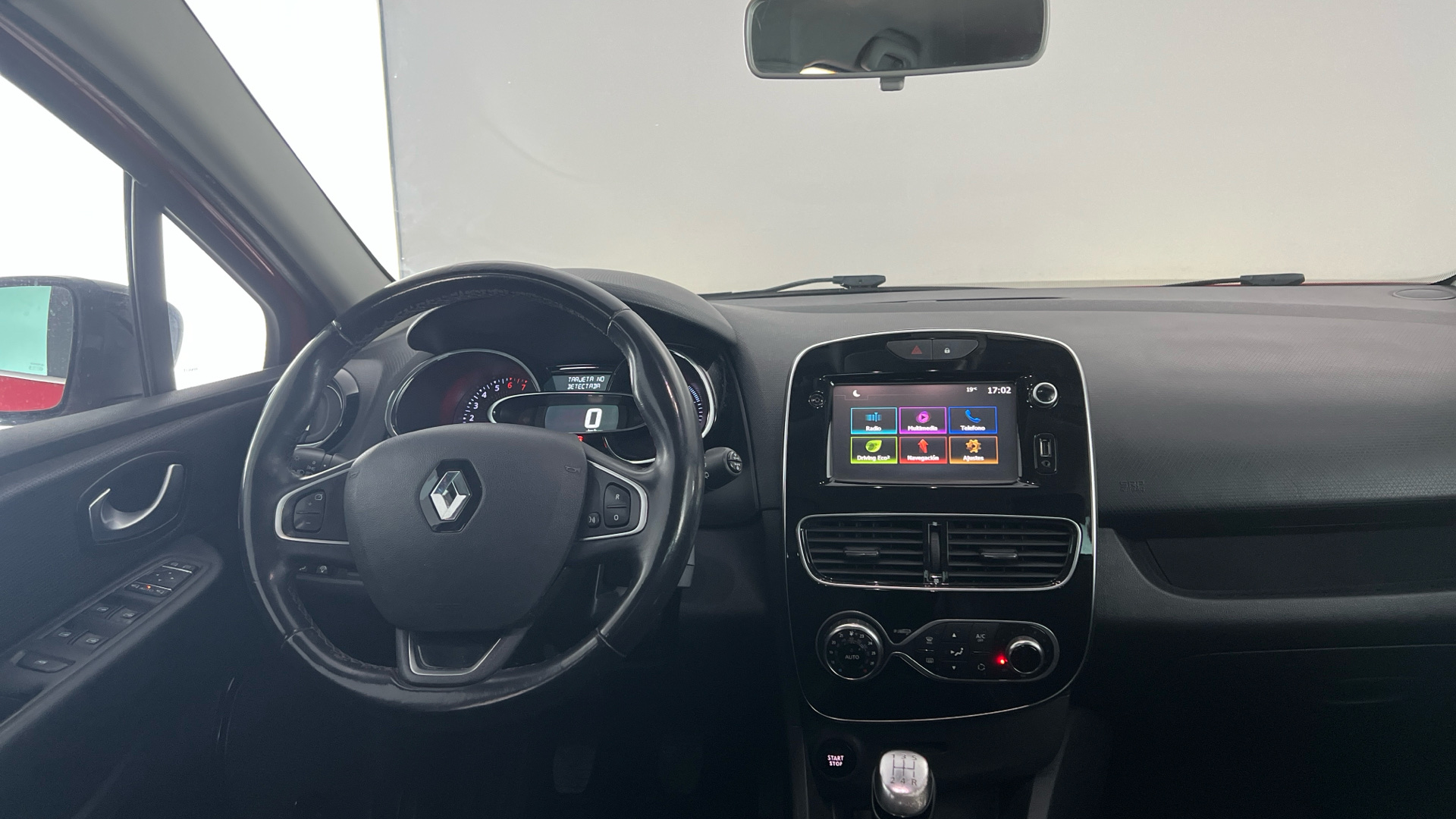 Renault Clio - 10