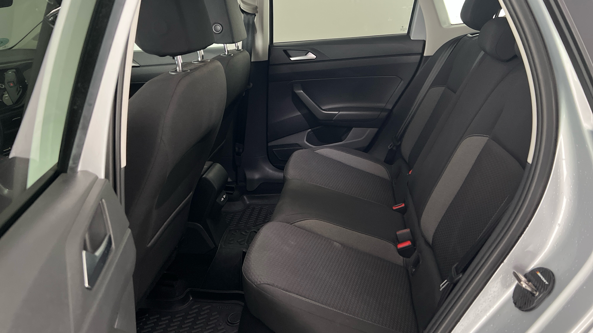 Volkswagen Taigo - 12