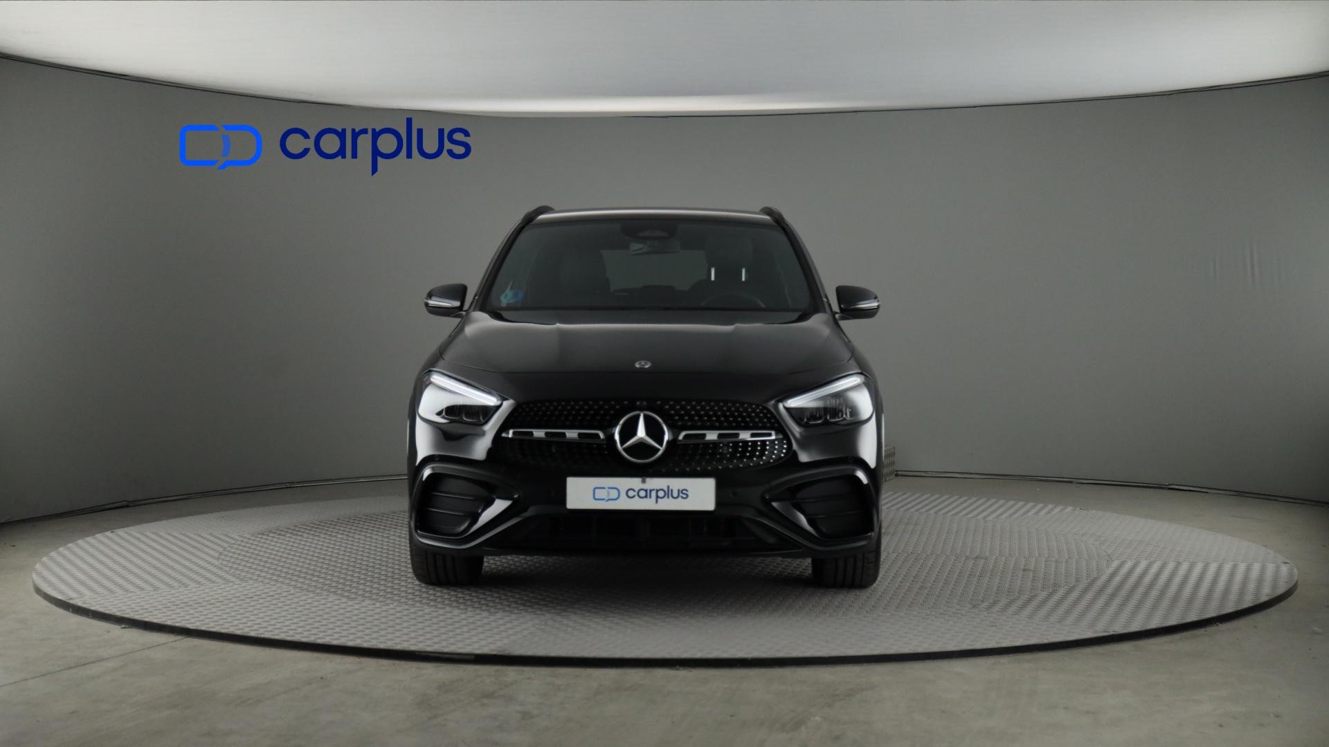 Mercedes-Benz GLA - 5