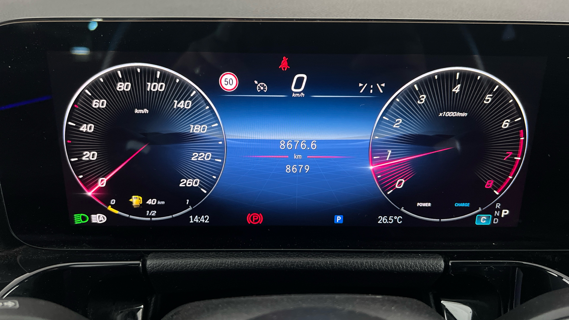 Mercedes-Benz GLA - 9