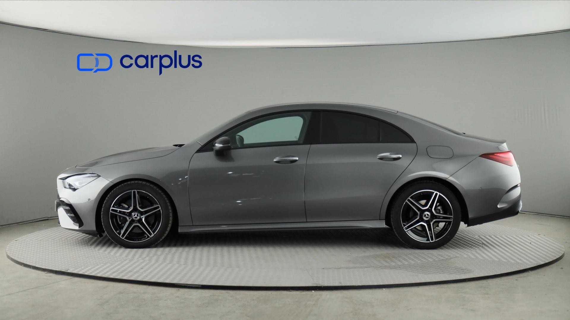 Mercedes-Benz CLA - 4