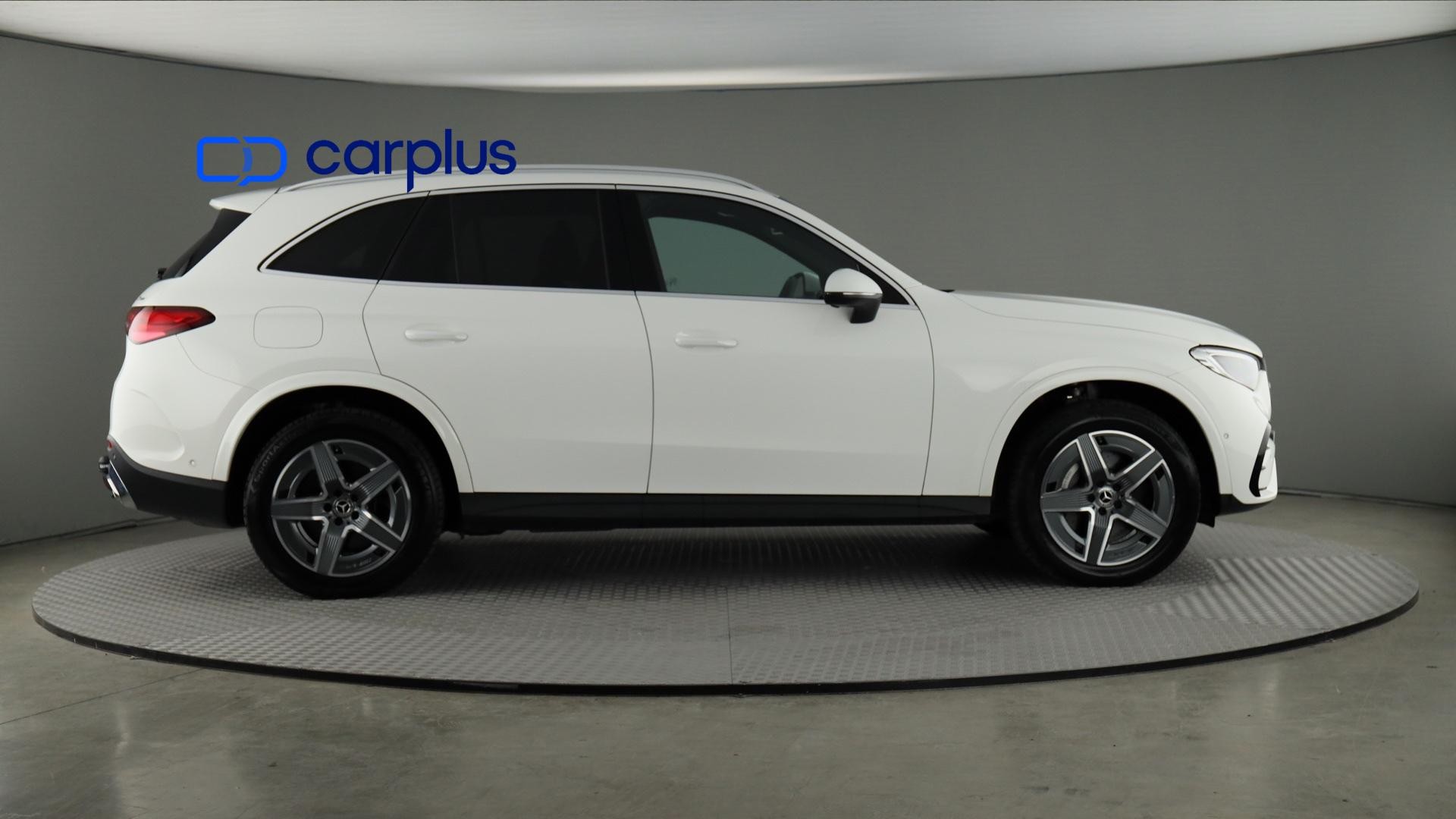 Mercedes-Benz GLC - 7