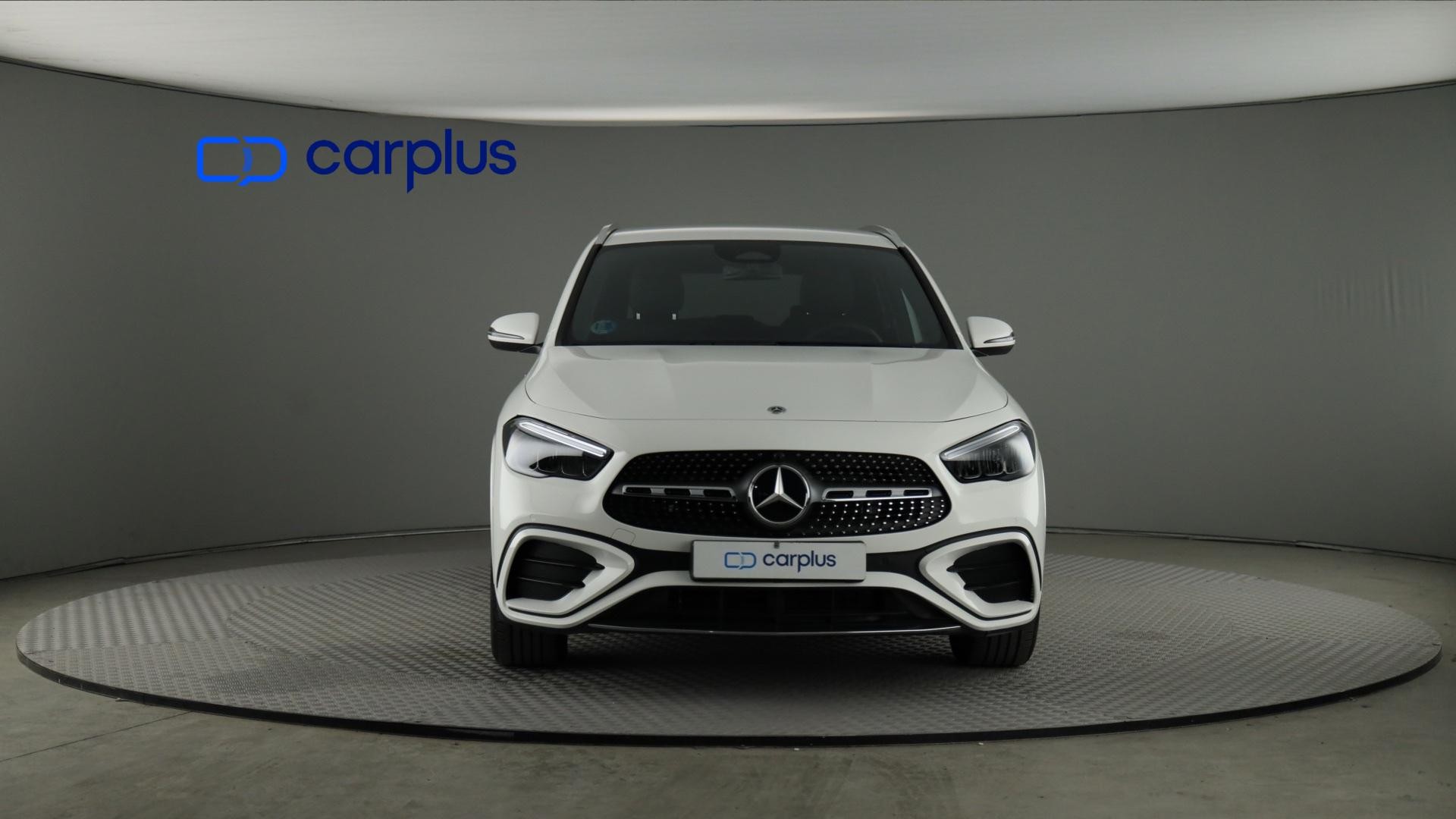 Mercedes-Benz GLA - 5