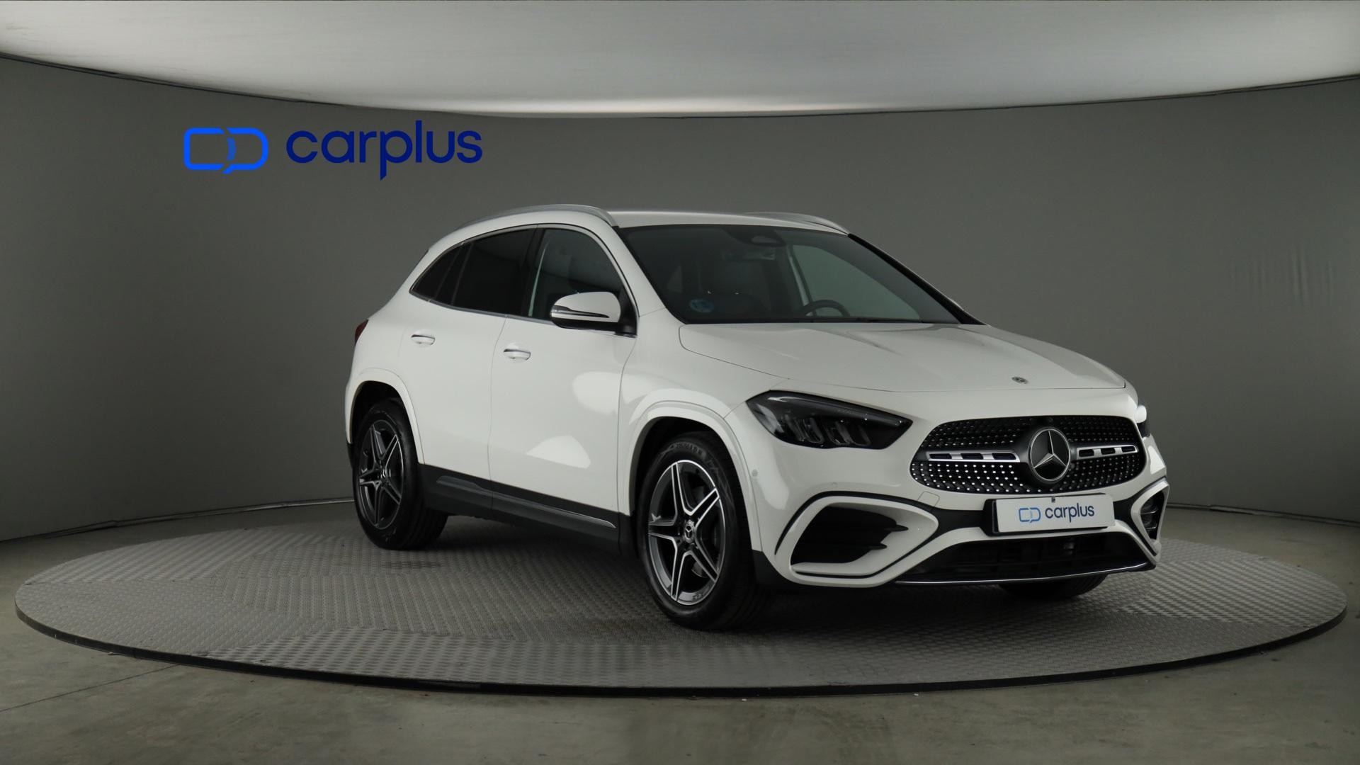 Mercedes-Benz GLA - 6