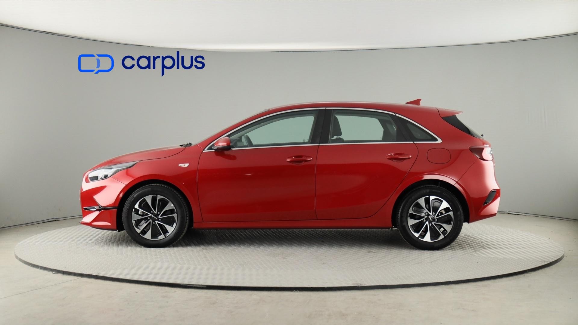Kia Ceed - 4
