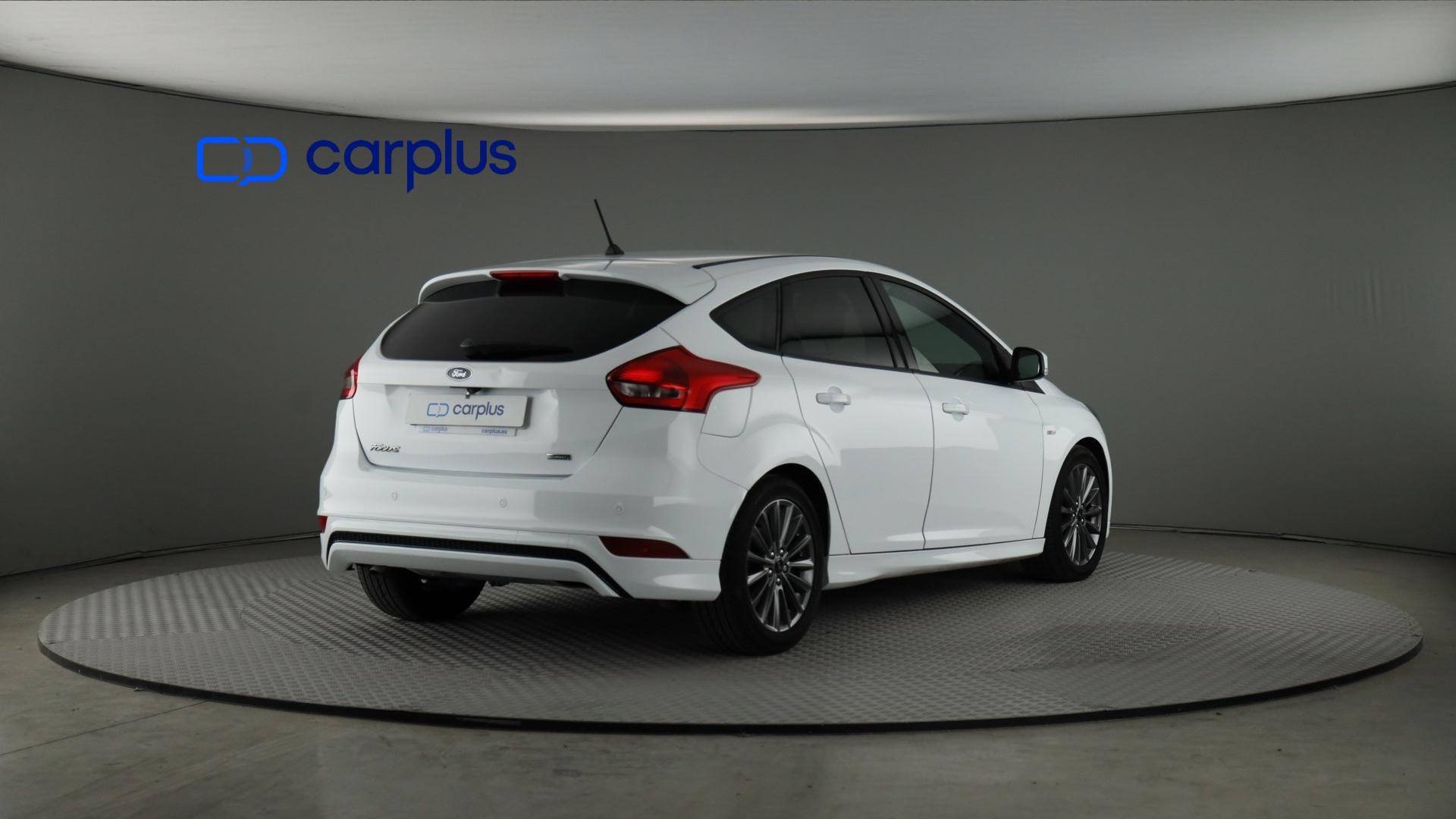 Ford Focus - 8