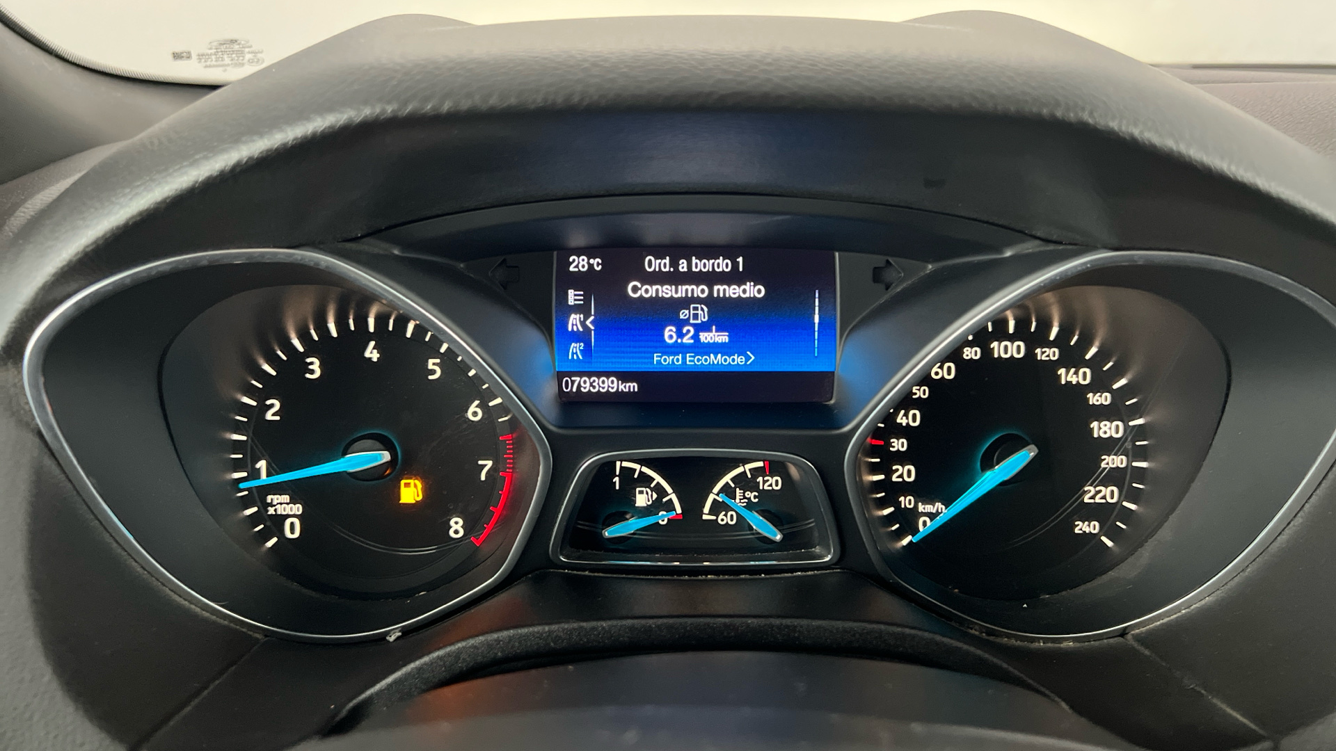 Ford Focus - 9