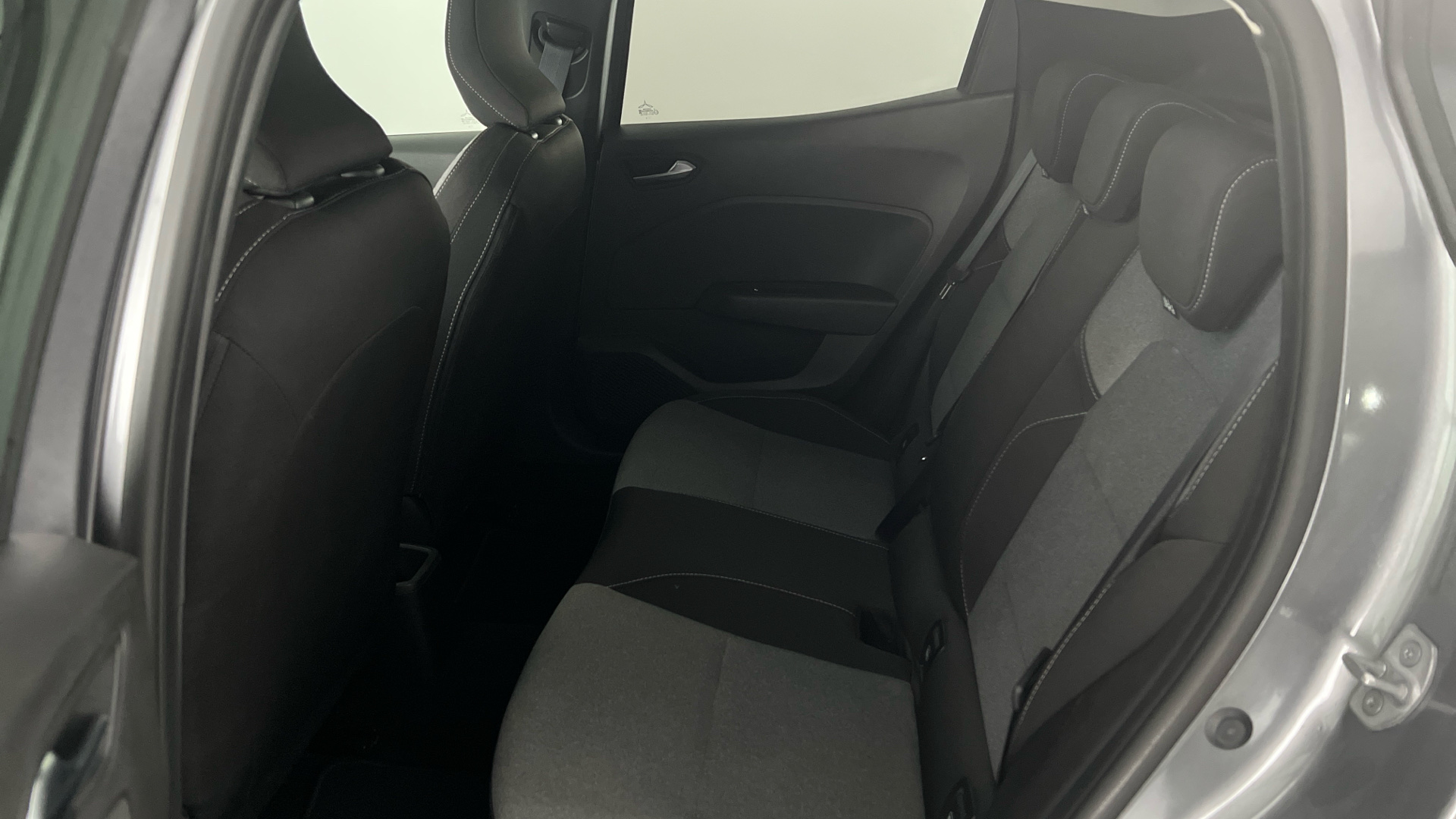 Renault Clio - 12