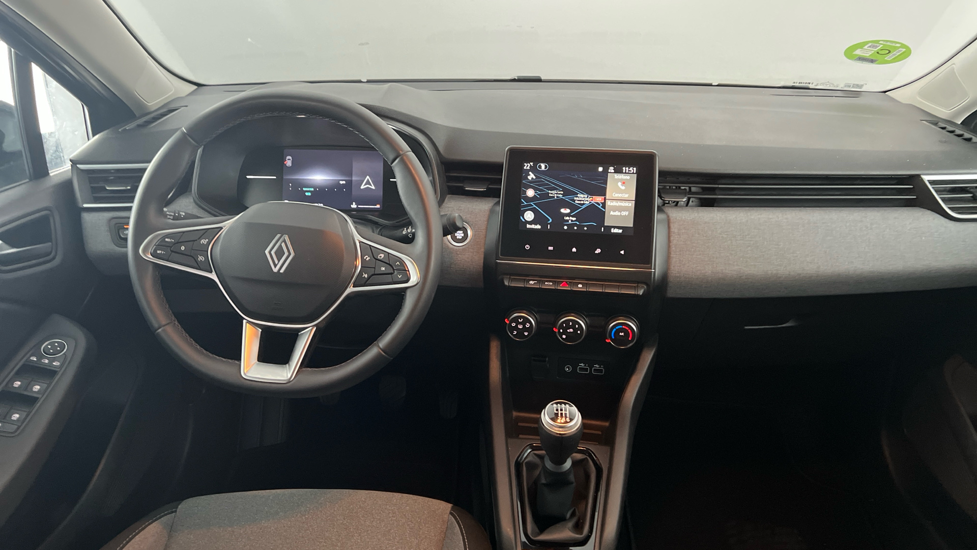 Renault Clio - 10
