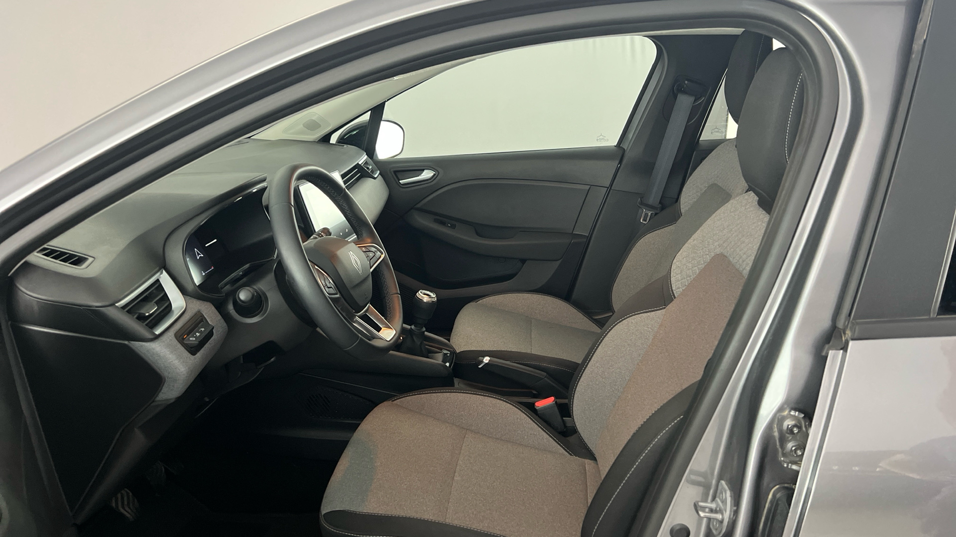 Renault Clio - 11