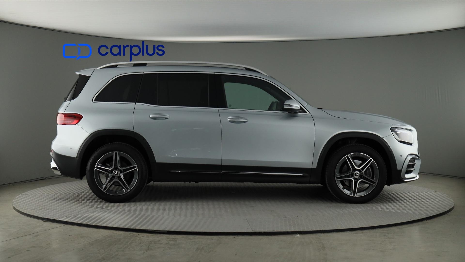 Mercedes-Benz GLB - 7