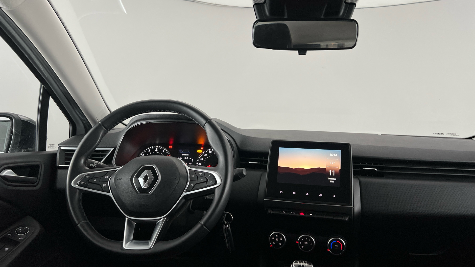 Renault Clio - 10