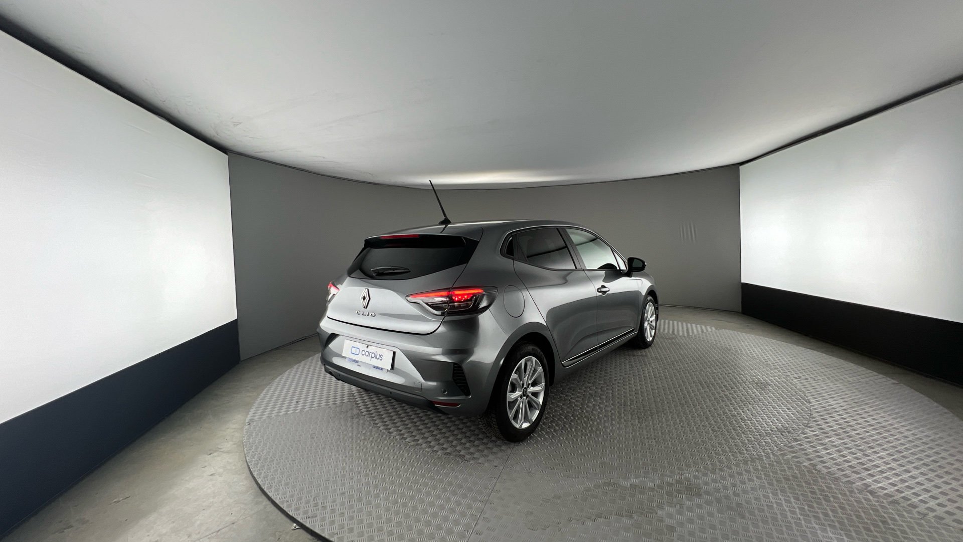 Renault Clio - 7