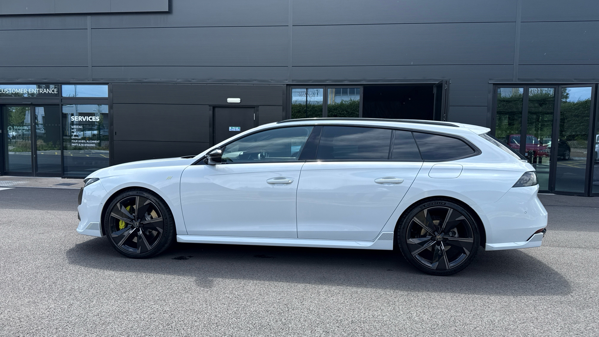 car image