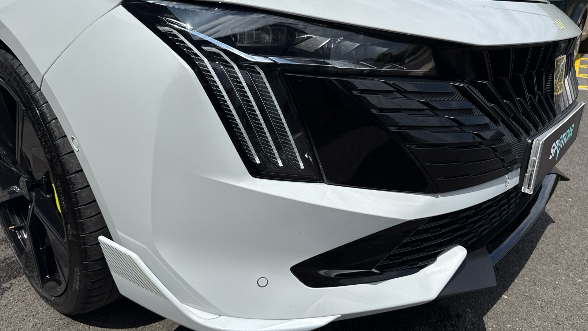 car image