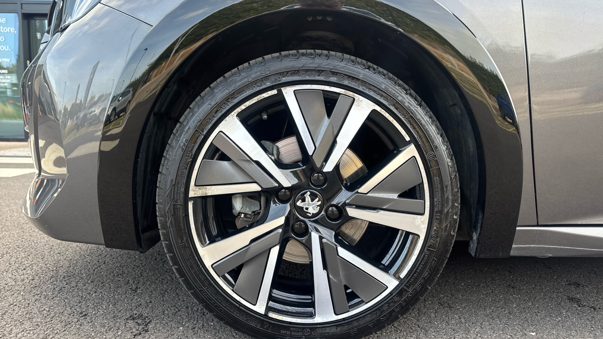 car image