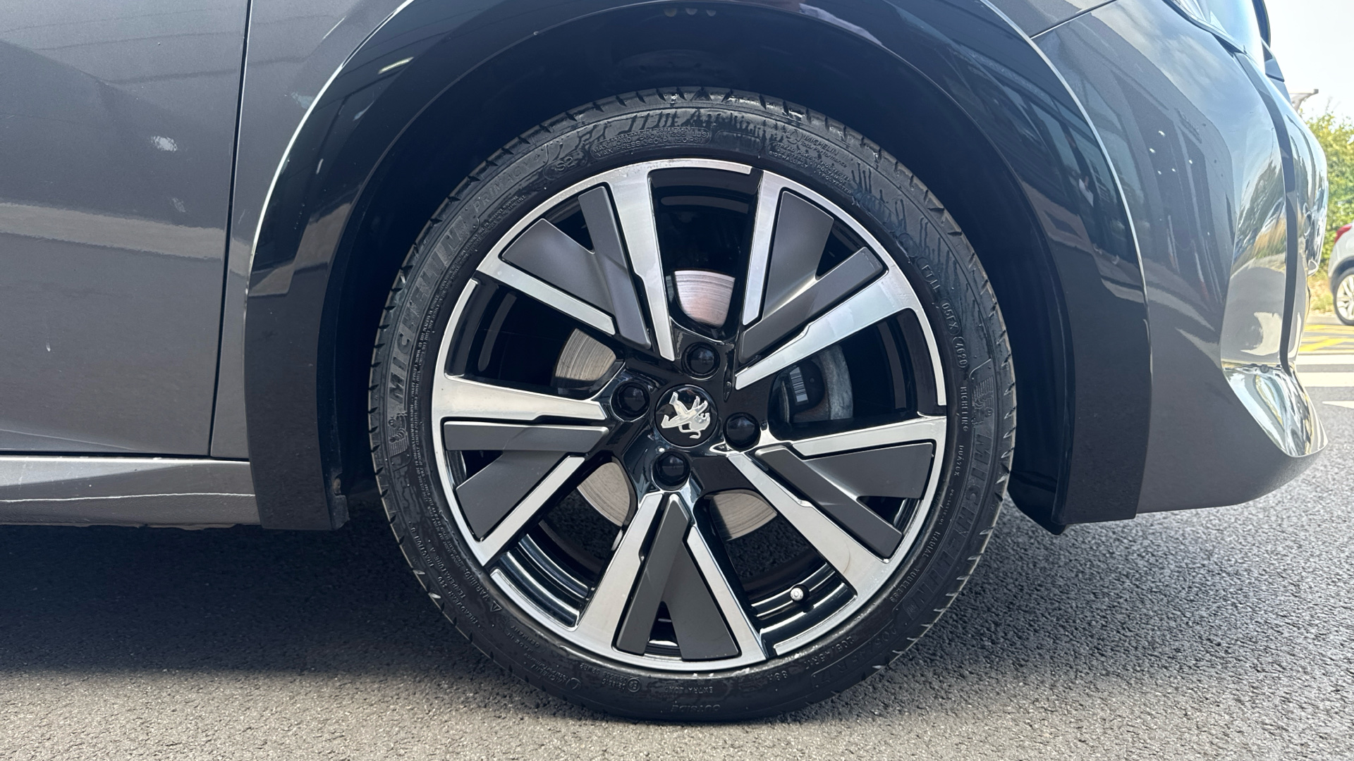 car image