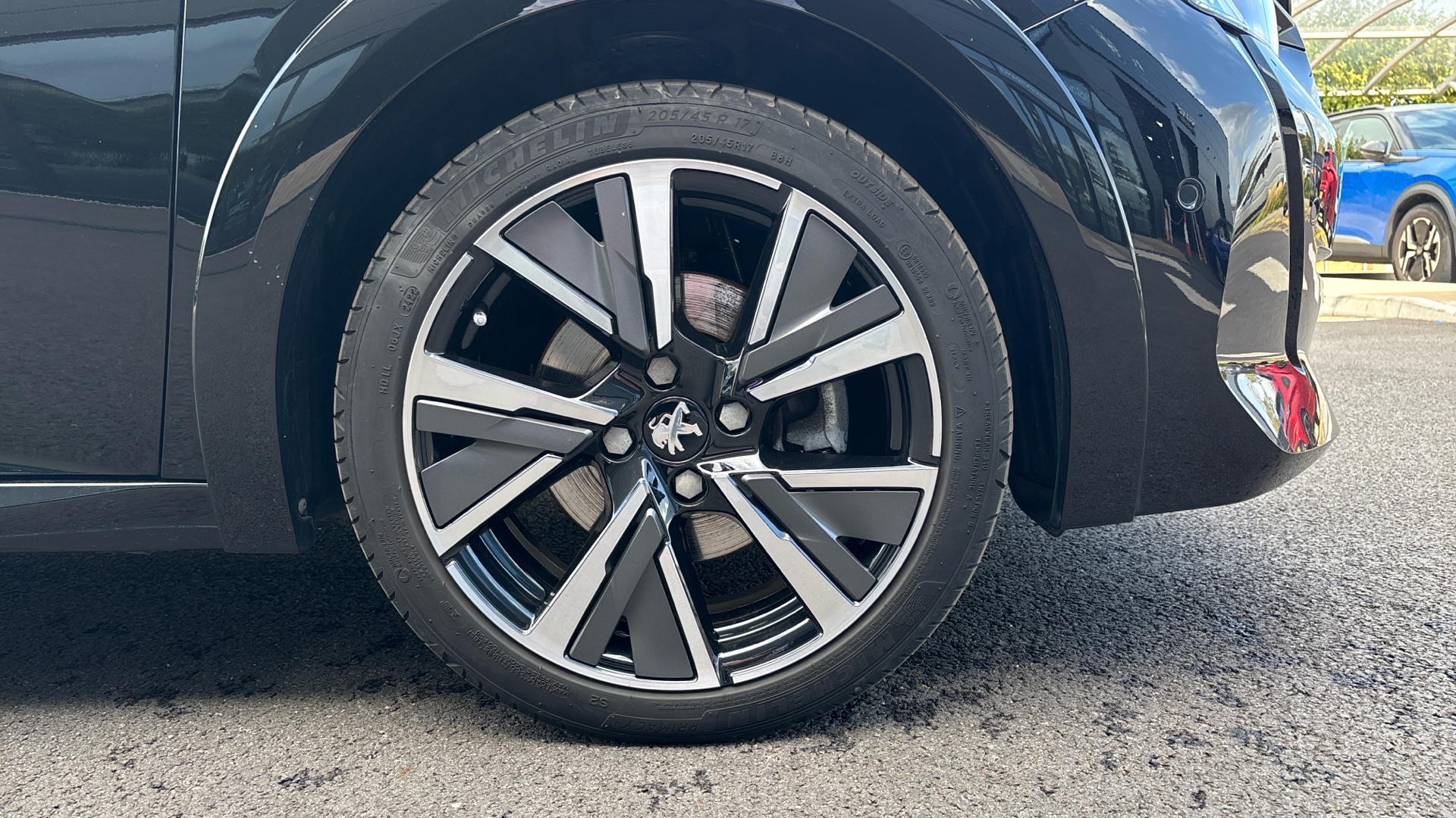 car image