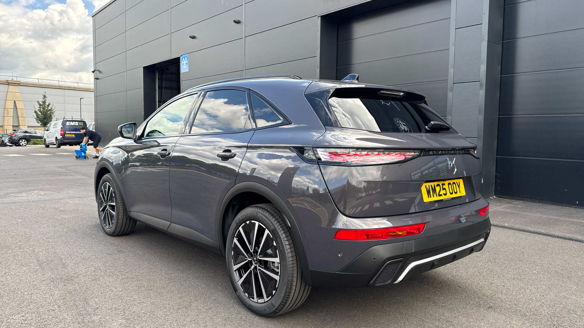 car image