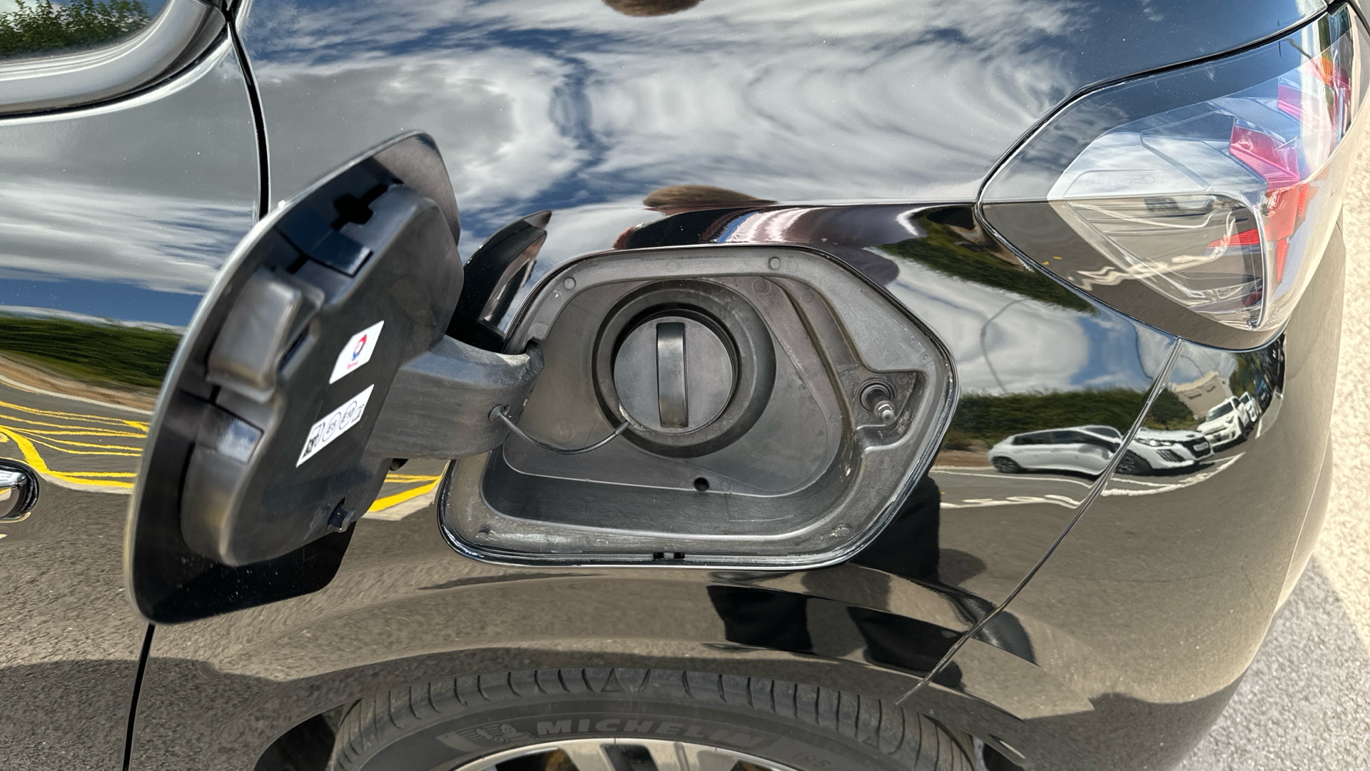 car image