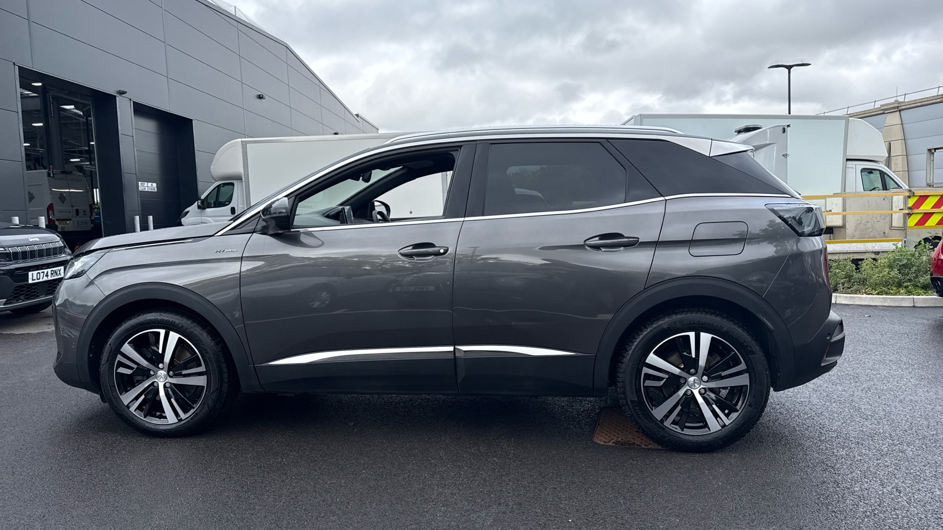 car image