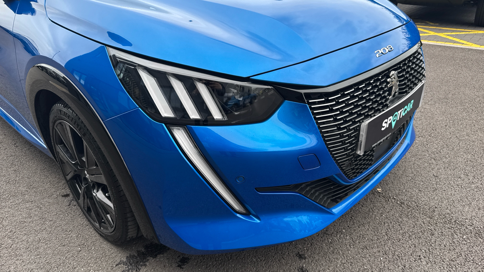car image