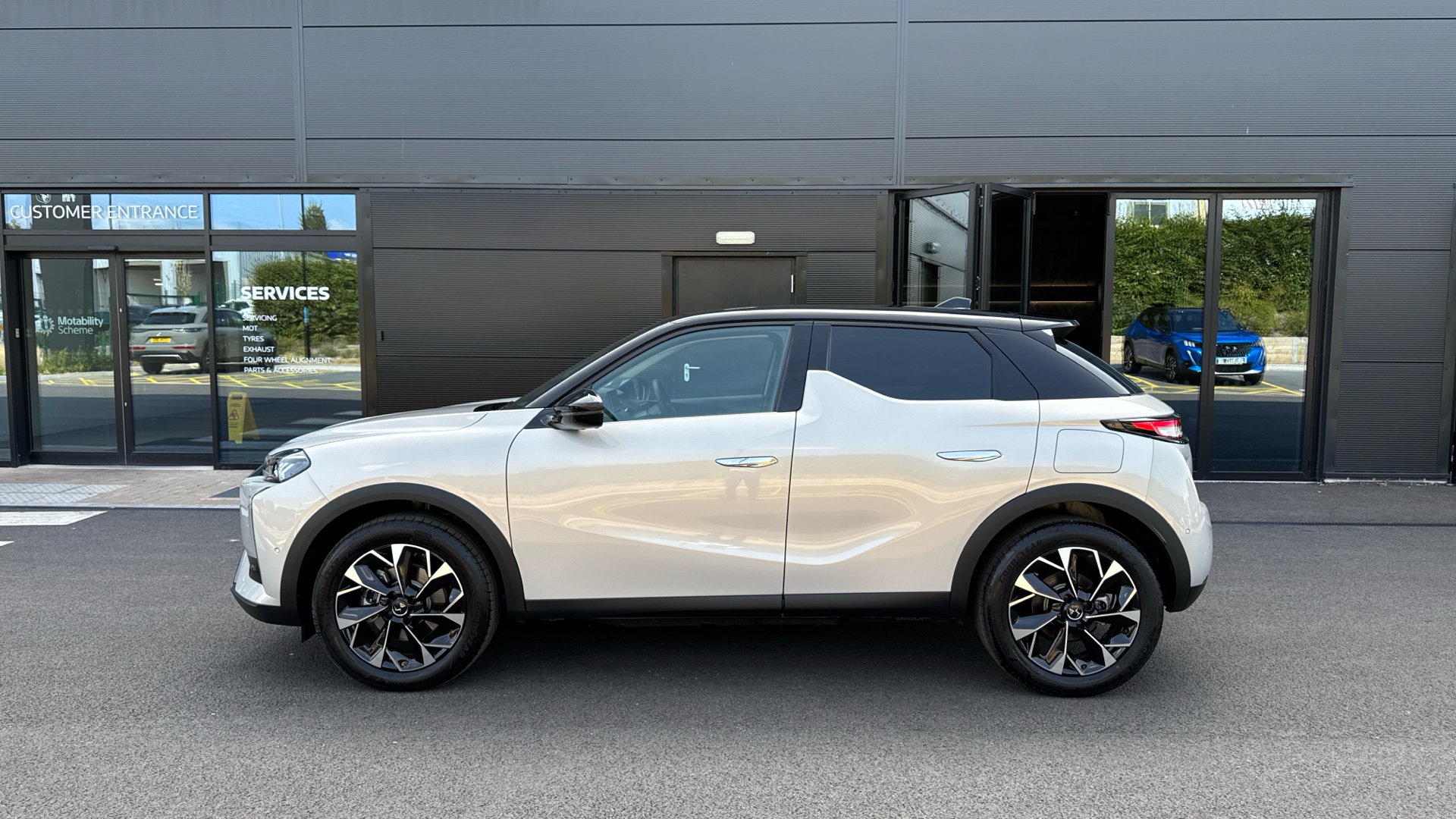 car image